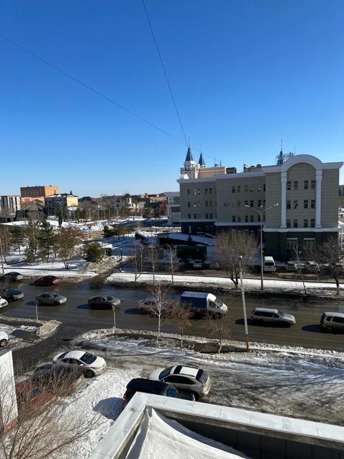 Новая Современная Квартира В Центре Города Kostanay Exterior foto